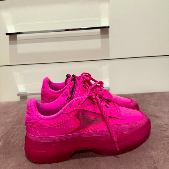 Women sneakers Reebok and Cardi b size 7.5 - Picture 2 of 10